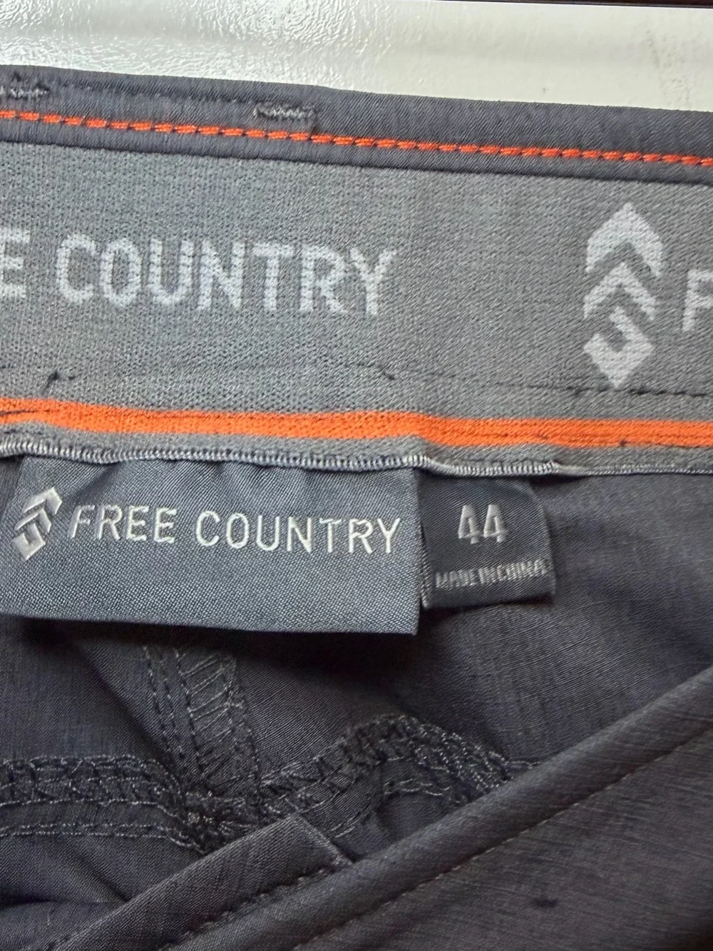 Men’s Free Country Size 44 Deep Charcoal Taconic Ripstop Shorts NWT 9” Inseam